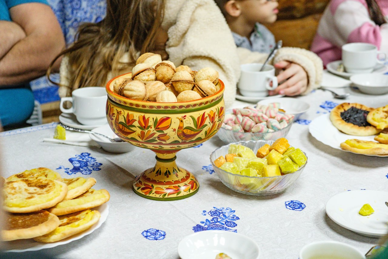 Чаепитие с Дедом Морозом
